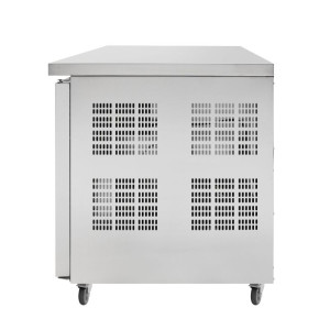 Table Réfrigérée 3 Portes GN1/1 - Dziļums 700 - Dynasteel