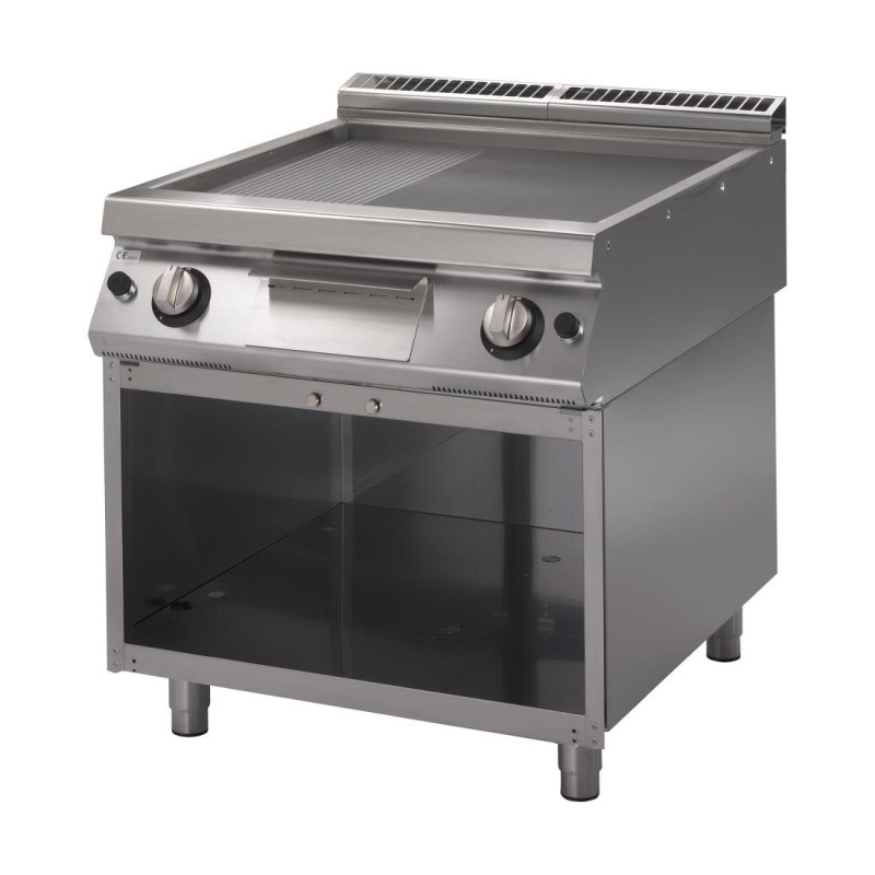Plancha gāze 700 ar pusi gludu, pusi rievotu plāksni - Gastro M - Fourniresto Plancha gāze 700 ar pusi gludu, pusi rievotu plāksni - Gastro M - Fourniresto