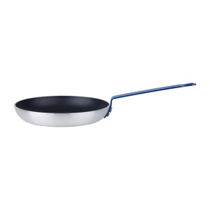 Neslīdoša alumīnija panna Teflon Plus ar zilu rokturi 28cm - Gastronoble