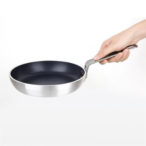 Teflona alumīnija nelīpošā panna 200mm - Gastronoble