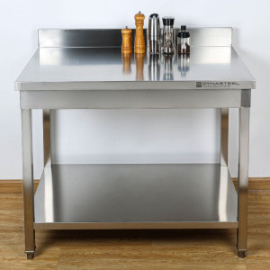 Table Inox Dynasteel avec Dosseret et Étagère - Robuste et fonctionnelle