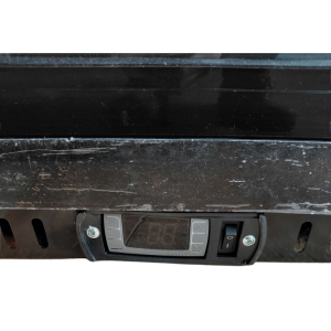 Aizmugurējais bārs Ledusskapis Skinplate - 3 bīdāmās stikla durvis - 328 L - Dynasteel