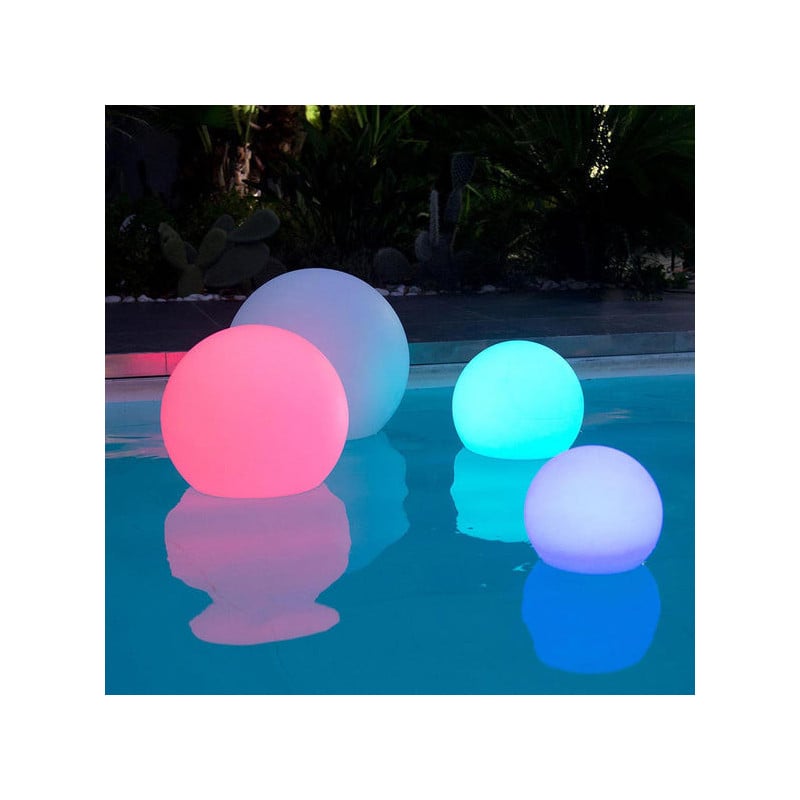 Bezvadu peldošā gaismas bumba - Bobby 30 cm - Lumisky Bezvadu peldošā gaismas bumba - Bobby 30 cm - Lumisky