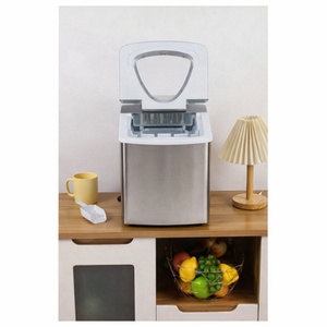 Letes ledus mašīna - 15 kg Dynasteel: Profesionāla veiktspēja un augsta kvalitāte